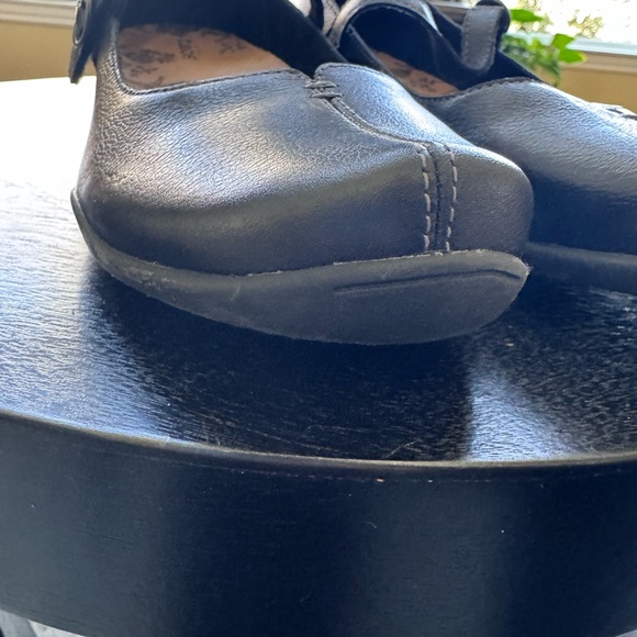 Taos Footwear Black Mary Jane Strap Flat - Picture 8 of 12